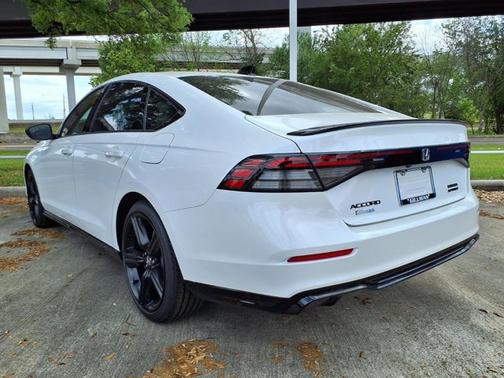 Platinum White Pearl 2026 Honda Accord Hybrid Sport-L