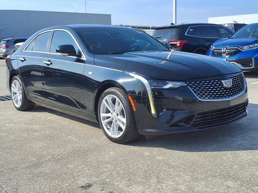2023 Cadillac CT4 Luxury