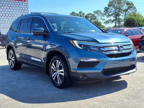 Blue 2018 Honda Pilot EX-L