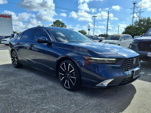 2023 Honda Accord Hybrid Touring