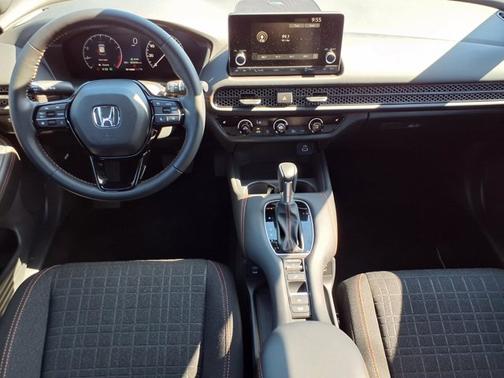 Platinum White Pearl 2025 Honda HR-V Sport