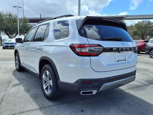 Platinum White Pearl 2026 Honda Pilot EX-L