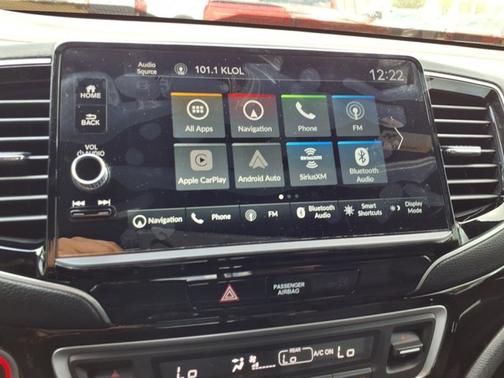 Platinum White Pearl 2026 Honda Ridgeline Black Edition Two-Tone