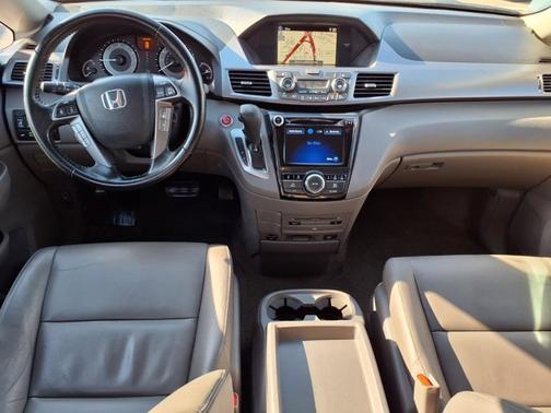 2015 Honda Odyssey Touring 4dr Mini-Van
