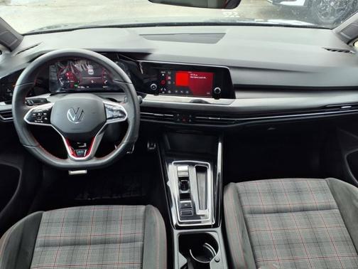 2023 Volkswagen Golf GTI 40th Anniversary Edition