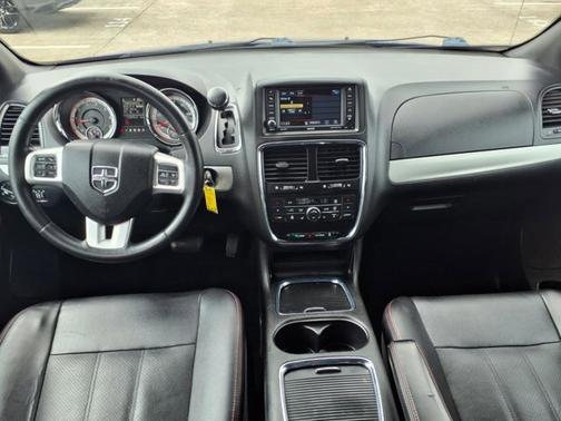 2019 Dodge Grand Caravan R/T