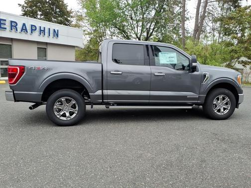 Carbonized Gray Metallic 2023 Ford F-150 XLT