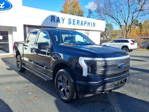 2022 Ford F-150 Lightning LARIAT