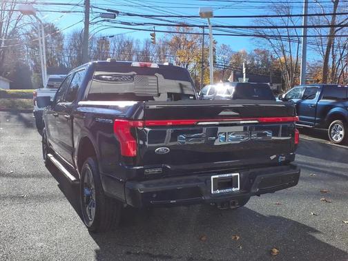 2022 Ford F-150 Lightning LARIAT