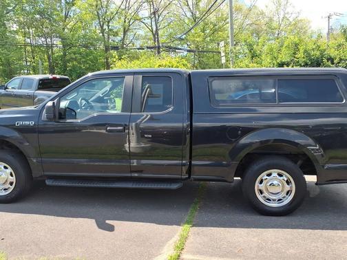 Tuxedo Black Metallic 2015 Ford F-150 XL