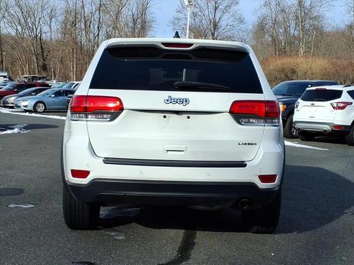 2019 Jeep Grand Cherokee Laredo