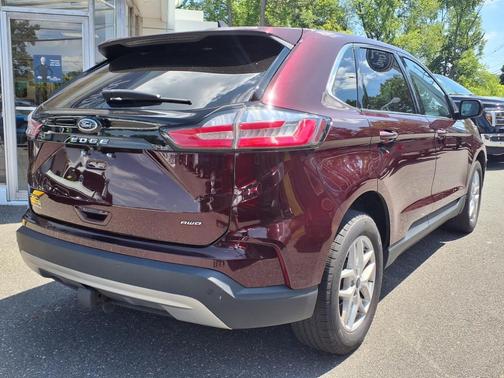 2021 Ford Edge SEL