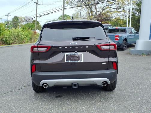 Cinnabar Red Metallic Premium Colorant 2023 Ford Escape PHEV SE