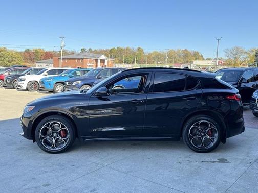 2022 Alfa Romeo Stelvio Ti