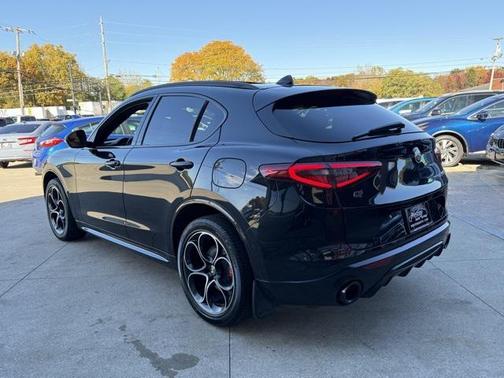 2022 Alfa Romeo Stelvio Ti