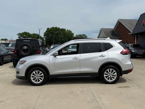 Brilliant Silver Metallic 2019 Nissan Rogue S