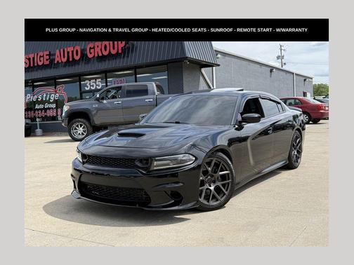 Pitch Black Clearcoat 2019 Dodge Charger R/T Scat Pack