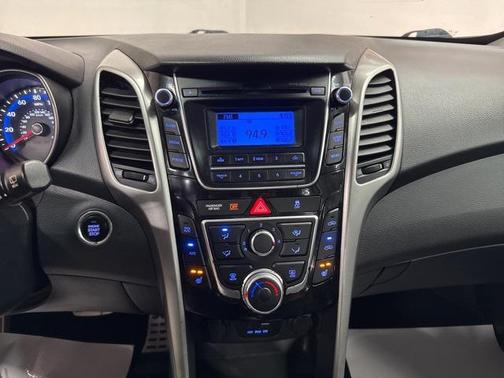 2016 Hyundai Elantra GT Base