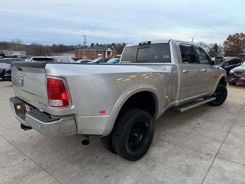 2016 RAM 3500 Laramie