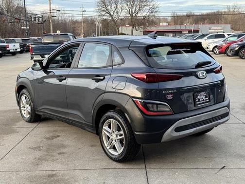 2022 Hyundai KONA SE