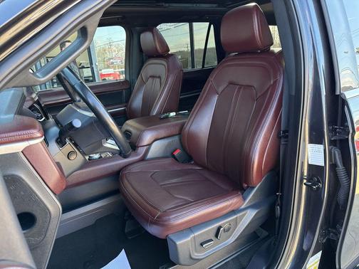 Dark Matter Gray Metallic 2024 Ford Expedition Limited