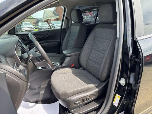 Mosaic Black Metallic 2022 Chevrolet Equinox 1LT