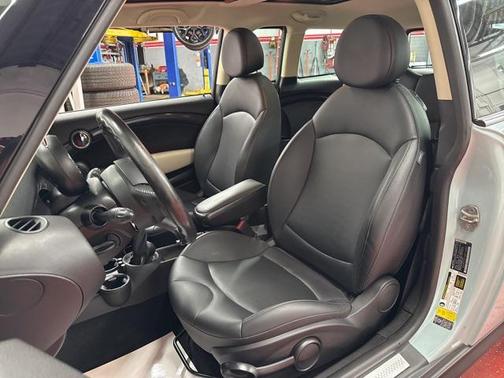 2011 MINI Cooper S Base