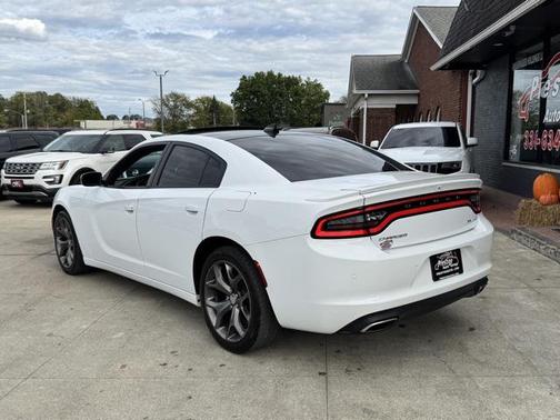 2015 Dodge Charger SXT