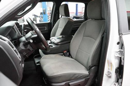 2022 RAM 2500 Big Horn Crew Cab 4x4 8' Box