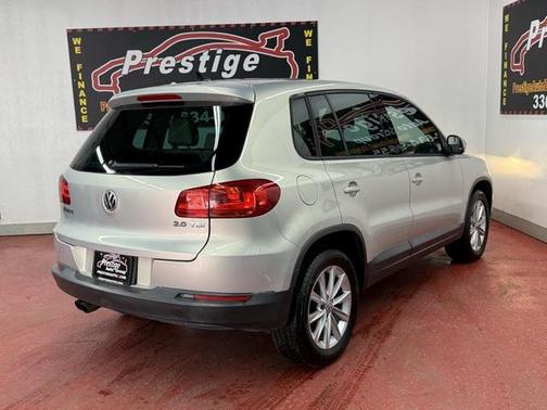 2014 Volkswagen Tiguan Auto SE