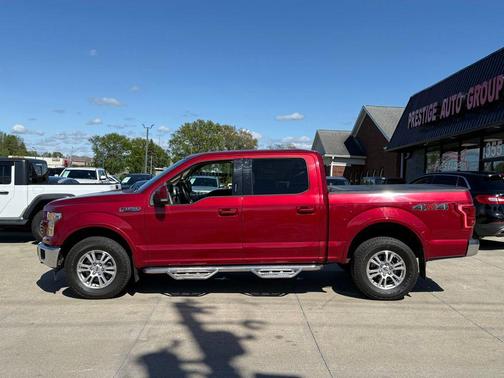 Ruby Red Metallic Tinted Clearcoat 2017 Ford F-150 Lariat