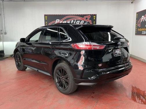 2022 Ford Edge ST Line