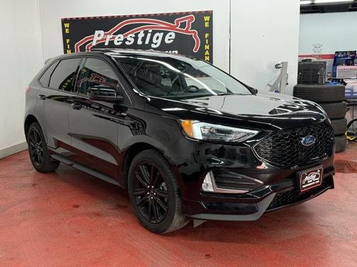 2022 Ford Edge ST Line