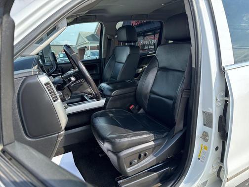 Summit White 2018 Chevrolet Silverado 3500 LTZ