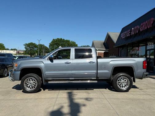 Light Steel Gray Metallic 2016 GMC Sierra 2500 Denali