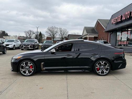 2019 Kia Stinger GT2