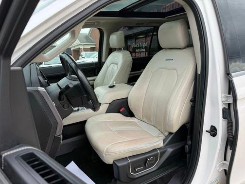 White Platinum Metallic Tri-Coat 2018 Ford Expedition Platinum