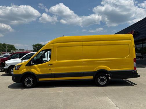 School Bus Yellow 2022 Ford Transit-250 Base
