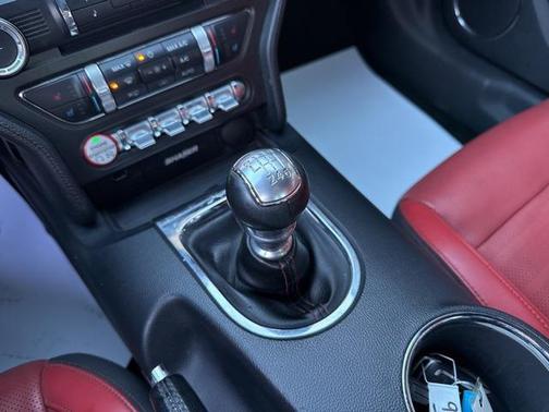 2016 Ford Mustang EcoBoost Premium