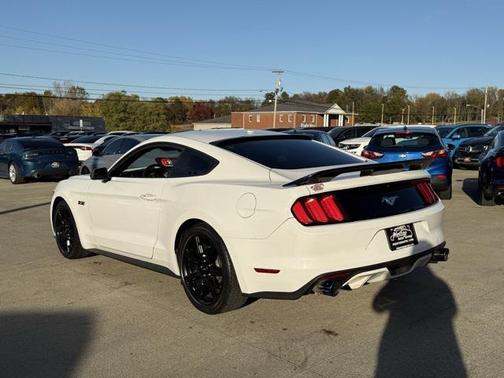2016 Ford Mustang EcoBoost Premium