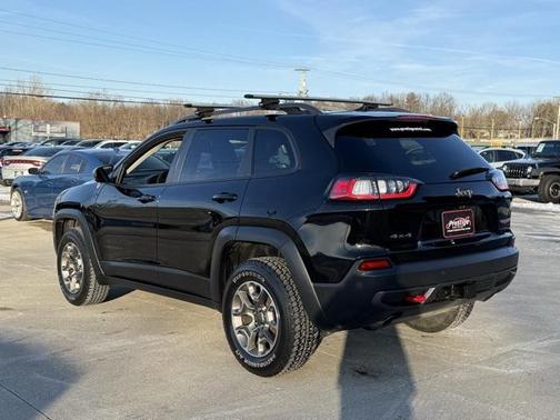 2020 Jeep Cherokee Trailhawk