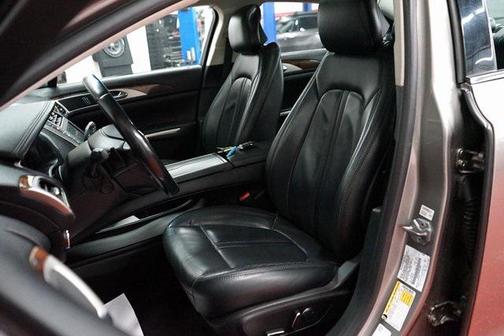 2016 Lincoln MKZ Base