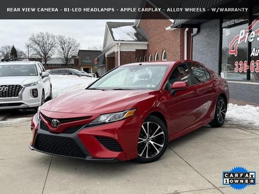 2019 Toyota Camry SE