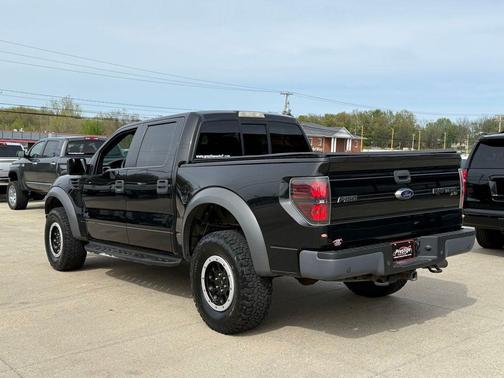 Tuxedo Black Metallic 2014 Ford F-150 SVT Raptor