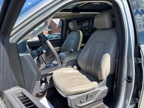 Iconic Silver Metallic 2020 Ford Expedition Limited