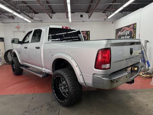 2018 RAM 3500 Tradesman Crew Cab 4x4 6'4' Box