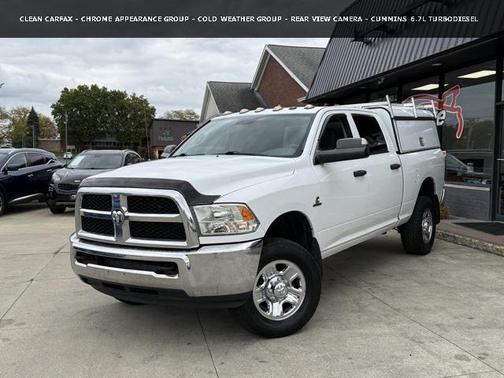 2017 RAM 2500 Tradesman Crew Cab 4x4 6'4' Box