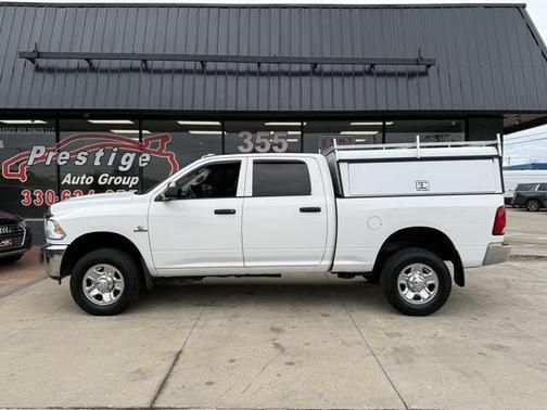 2017 RAM 2500 Tradesman Crew Cab 4x4 6'4' Box