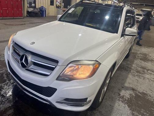 White 2013 Mercedes-Benz GLK-Class GLK 350 4MATIC SUV