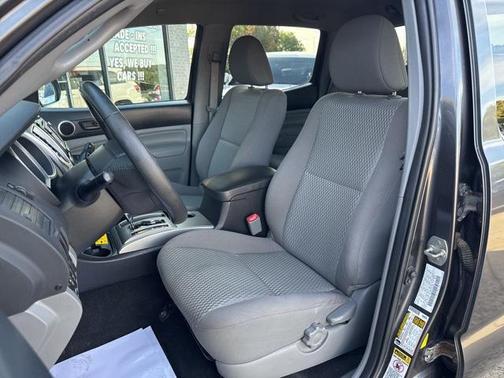 2014 Toyota Tacoma Base